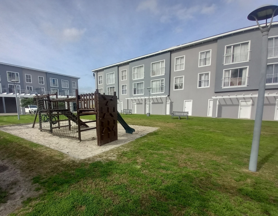 To Let 2 Bedroom Property for Rent in Brackenfell South Western Cape